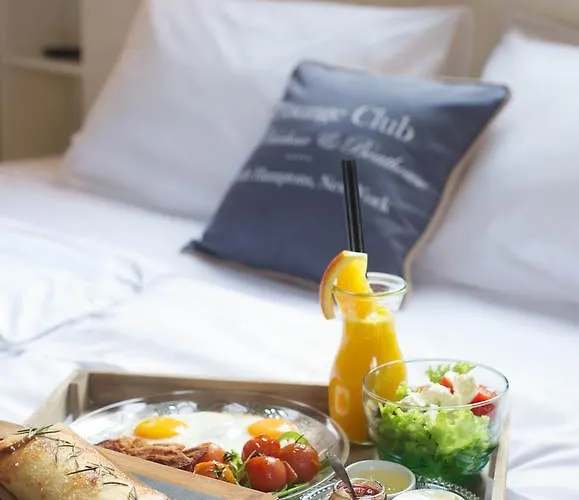 לינה וארוחת בוקר Smokvica Dorcol